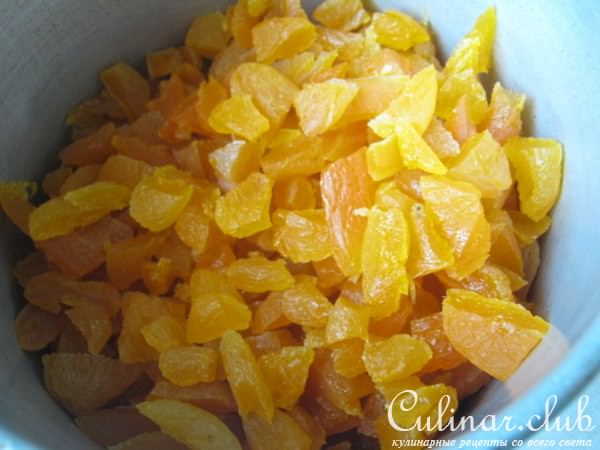 Пирожки с вишней,курагой,маком и кунжутом